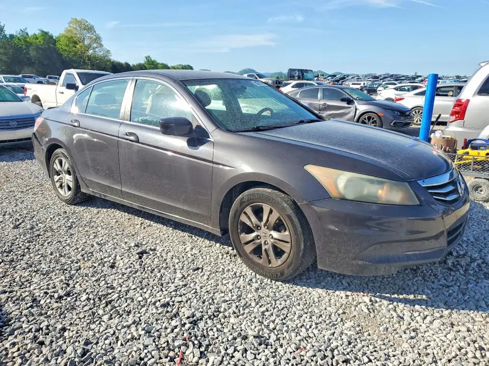 2011 HONDA ACCORD LXP  