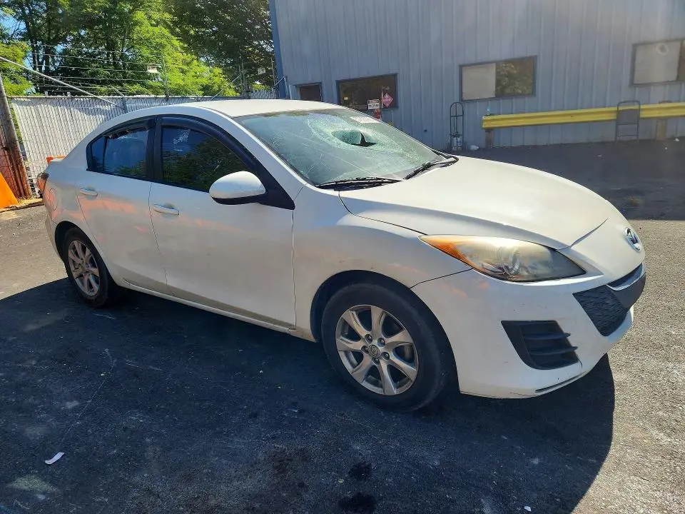 2010 MAZDA 3 I  