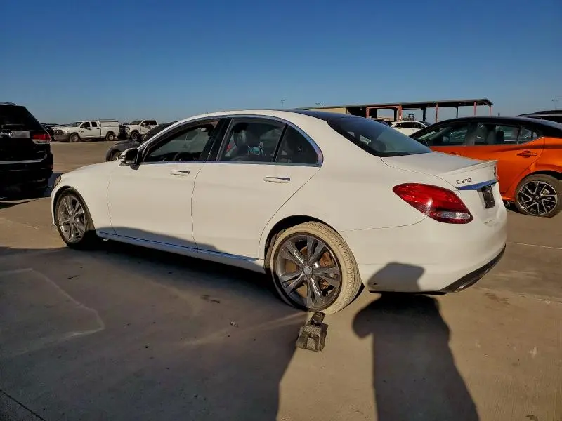 2016 MERCEDES-BENZ C 300  