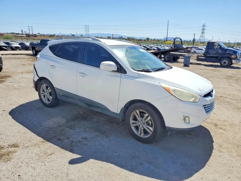 2013 HYUNDAI TUCSON GLS  