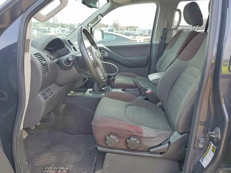 2012 NISSAN FRONTIER S  