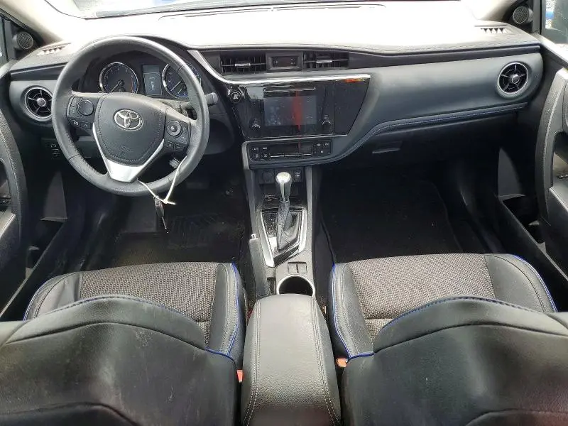 2018 TOYOTA COROLLA SE  