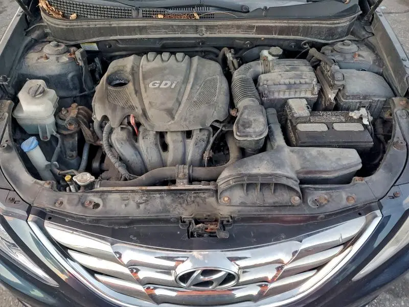 2013 HYUNDAI SONATA SE  