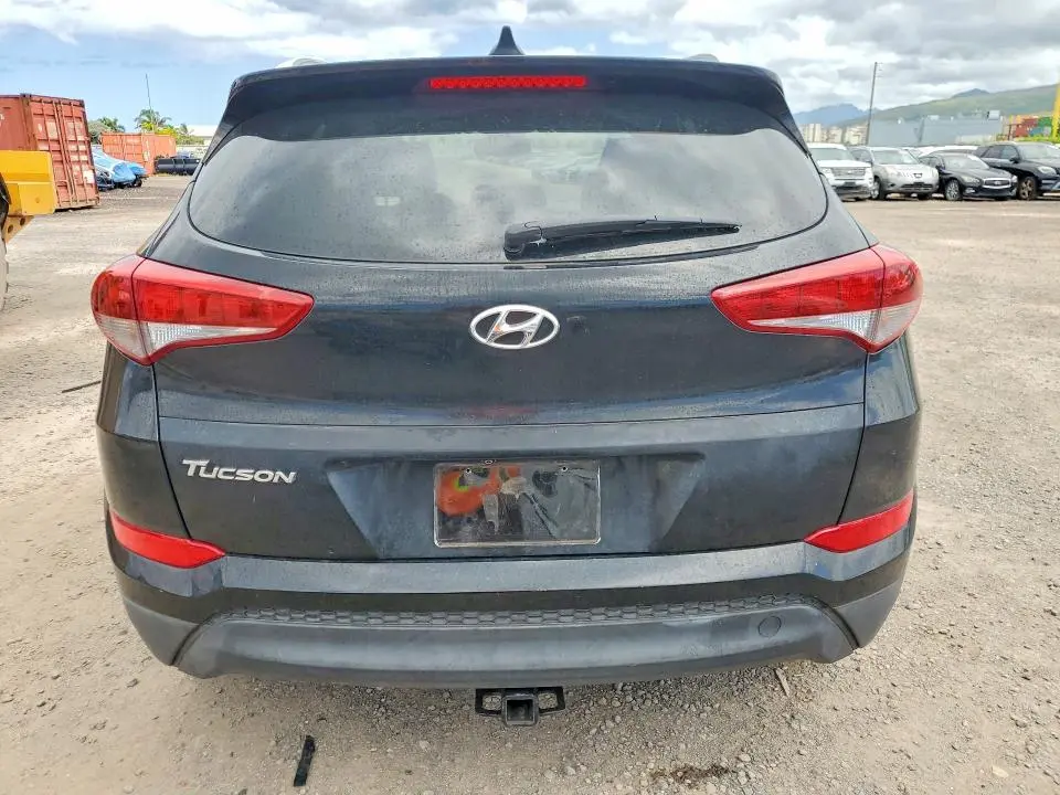 2017 HYUNDAI TUCSON SE PLUS  