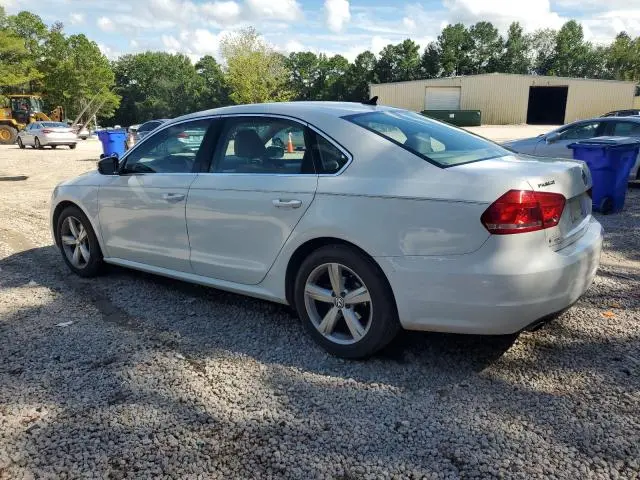 2013 VOLKSWAGEN PASSAT SE  