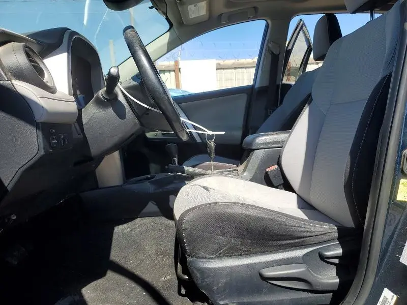 2017 TOYOTA RAV4 XLE  