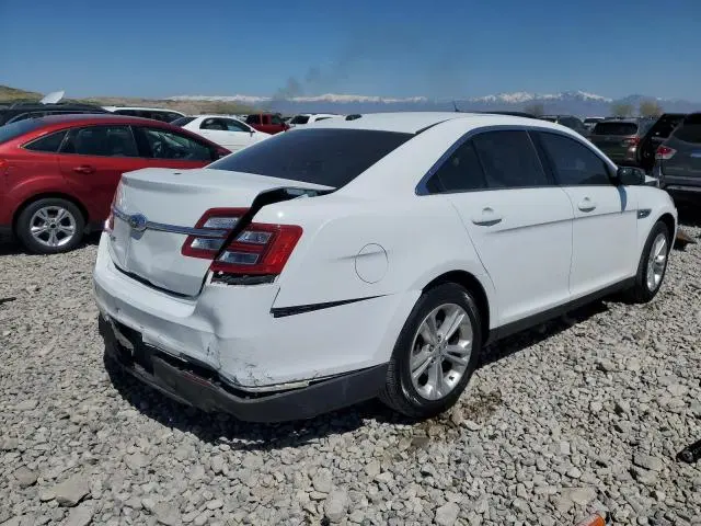 2016 FORD TAURUS SE  