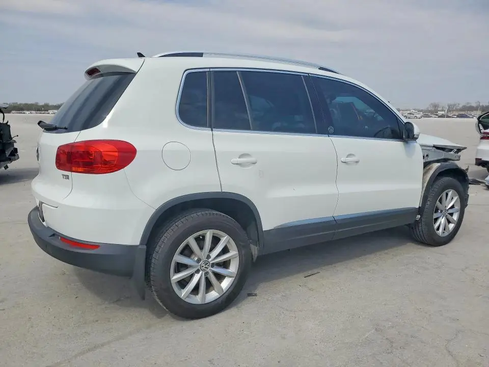 2017 VOLKSWAGEN TIGUAN WOLFSBURG  