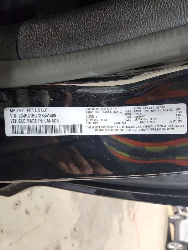 2025 CHRYSLER PACIFICA SELECT  