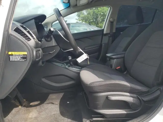 2017 KIA FORTE LX  