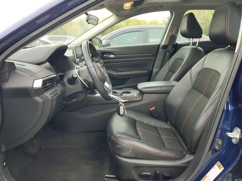 2021 NISSAN ALTIMA SR  