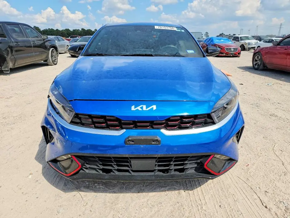 2023 KIA FORTE GT LINE  