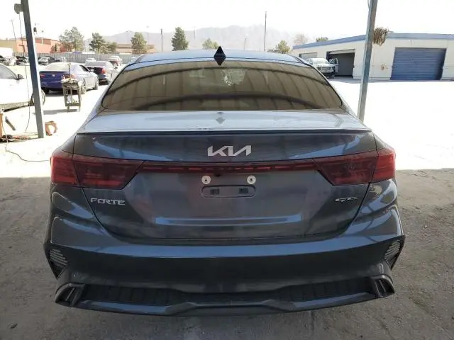 2024 KIA FORTE GT LINE  