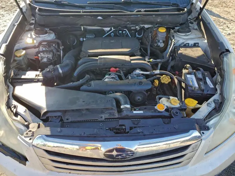 2010 SUBARU OUTBACK 2.5I PREMIUM  