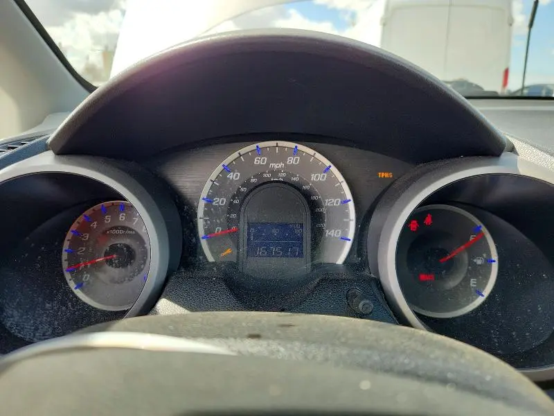 2010 HONDA FIT   