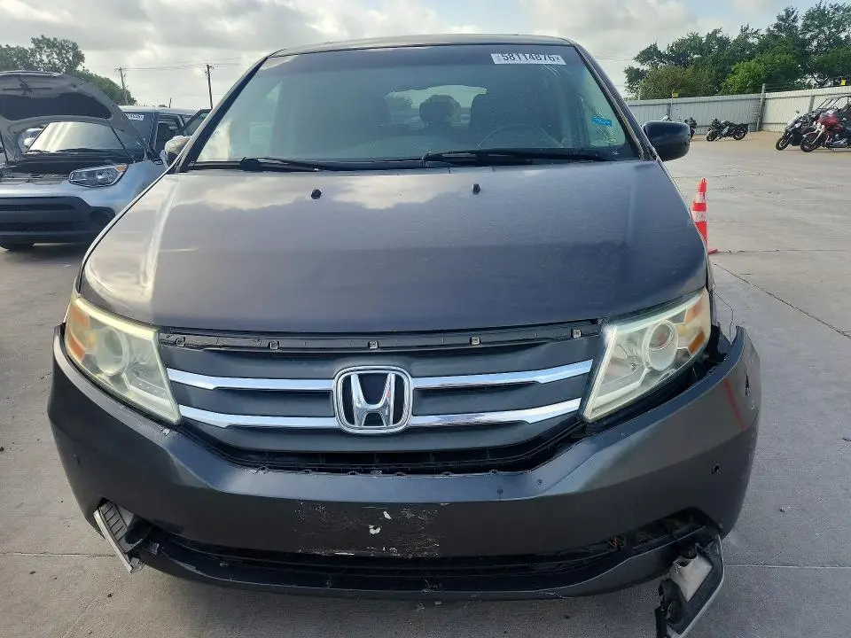 2011 HONDA ODYSSEY TOURING  