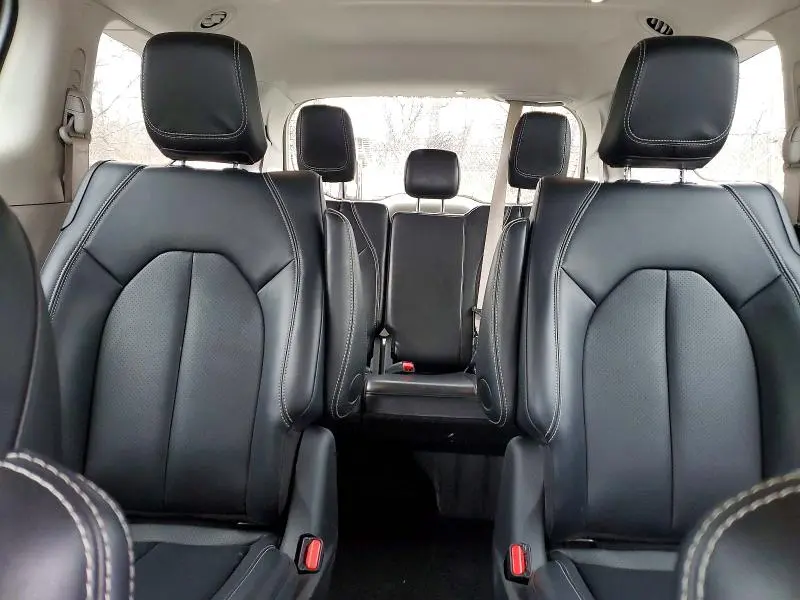 2024 CHRYSLER PACIFICA HYBRID SELECT  