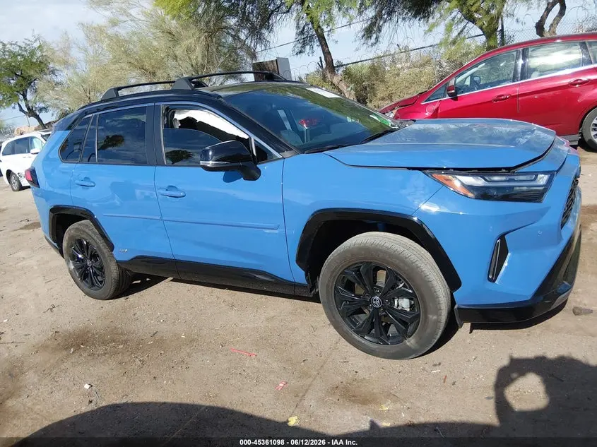 2022 TOYOTA RAV4 HYBRID XSE