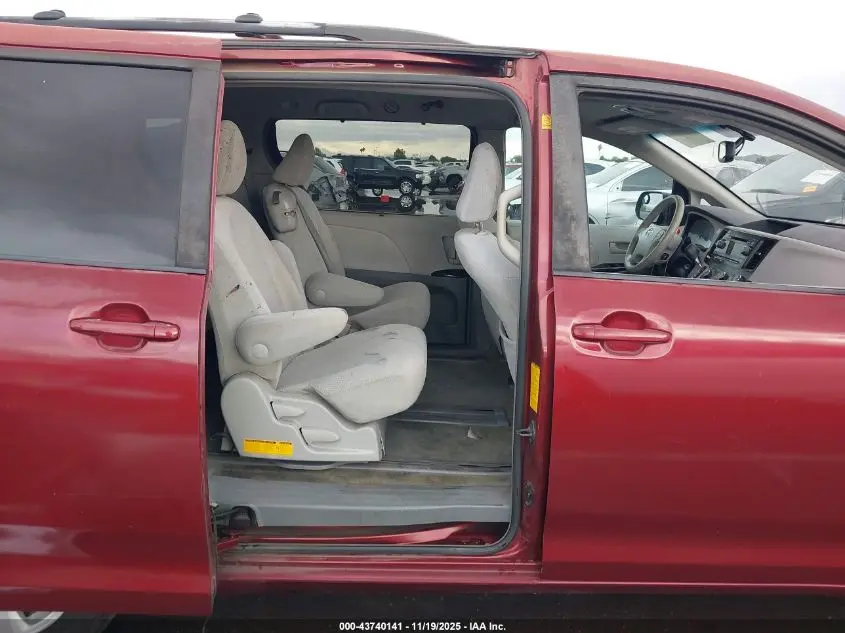 2012 TOYOTA SIENNA LE V6 8 PASSENGER