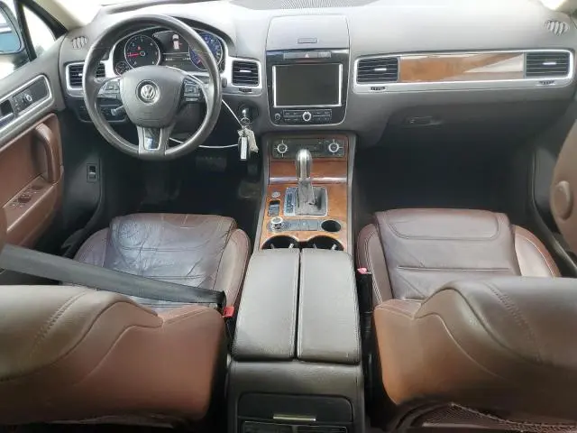 2014 VOLKSWAGEN TOUAREG V6 TDI  