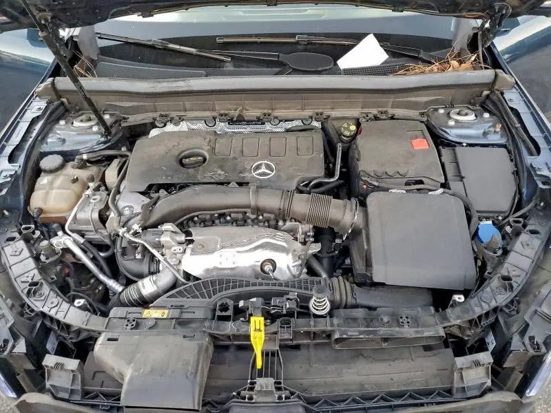 2022 MERCEDES-BENZ GLB 250  