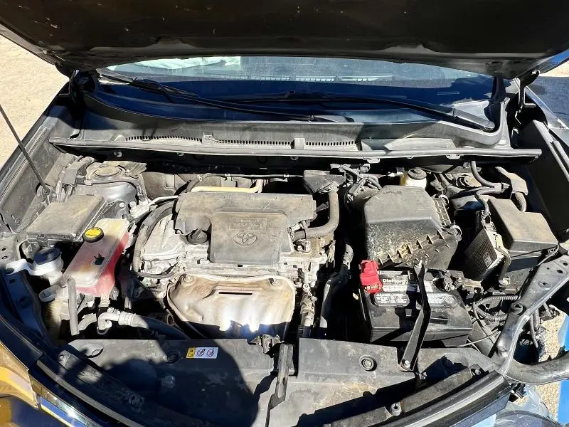 2018 TOYOTA RAV4 XLE  