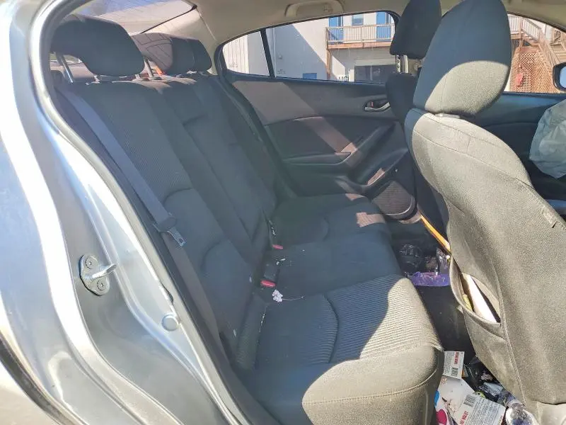 2016 MAZDA 3 TOURING  