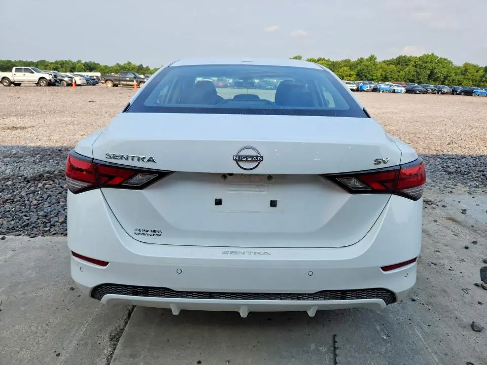2024 NISSAN SENTRA SV  