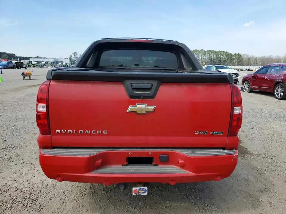 2011 CHEVROLET AVALANCHE LTZ  