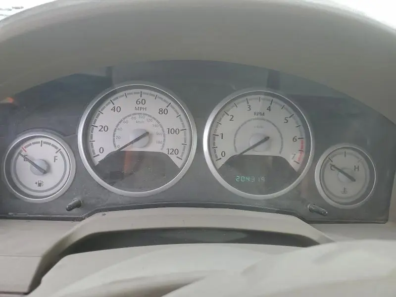 2010 CHRYSLER TOWN & COUNTRY LX  