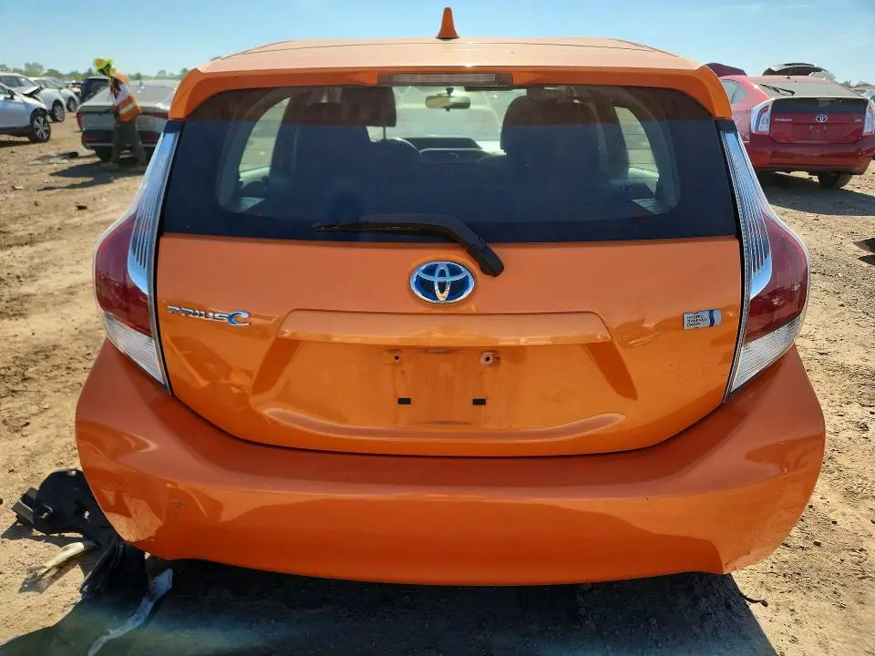 2015 TOYOTA PRIUS C THREE  