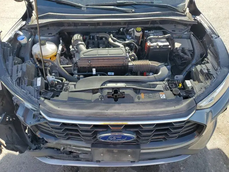2025 FORD ESCAPE ST LINE  