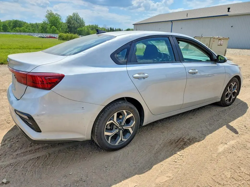 2020 KIA FORTE LXS  