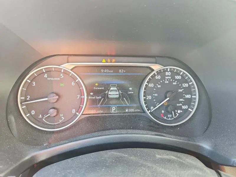 2025 NISSAN SENTRA SR  