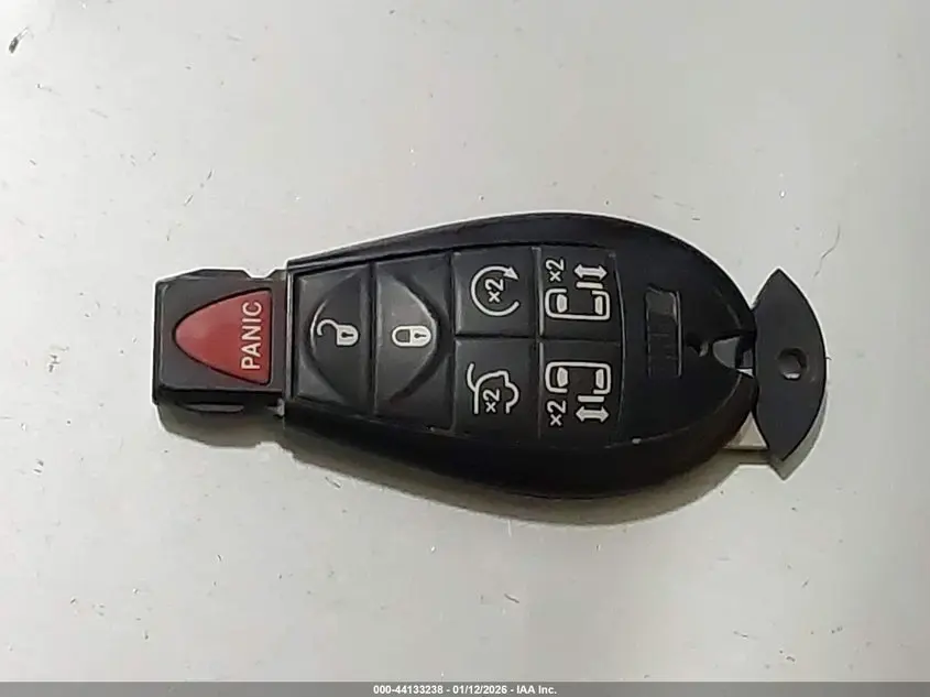 2012 CHRYSLER TOWN & COUNTRY LIMITED