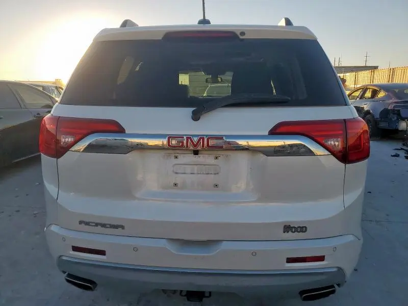 2018 GMC ACADIA DENALI  