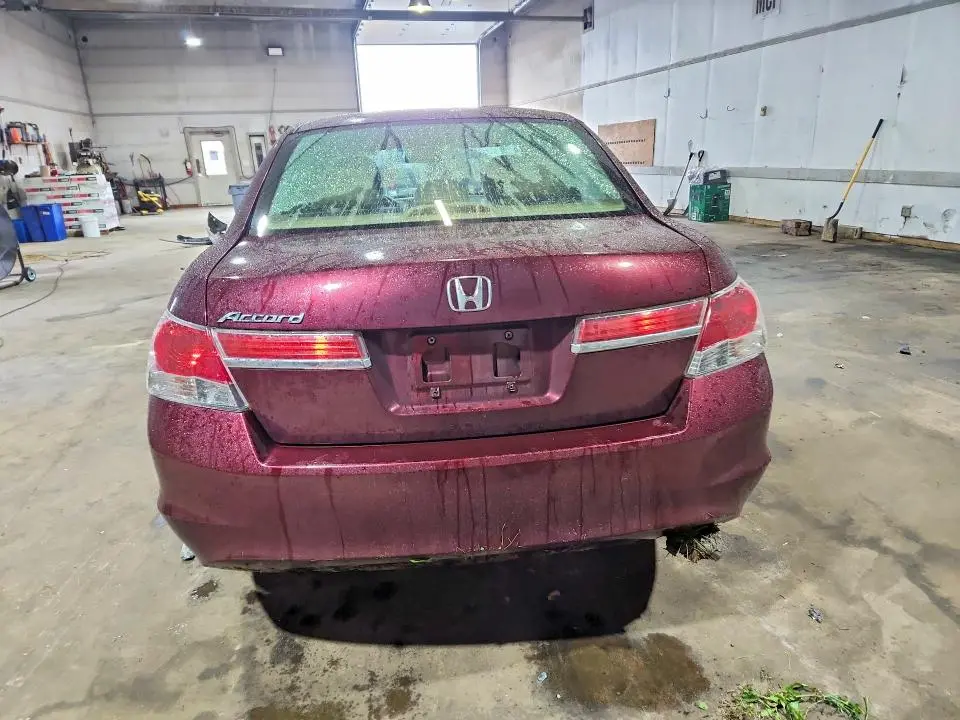 2012 HONDA ACCORD LX  