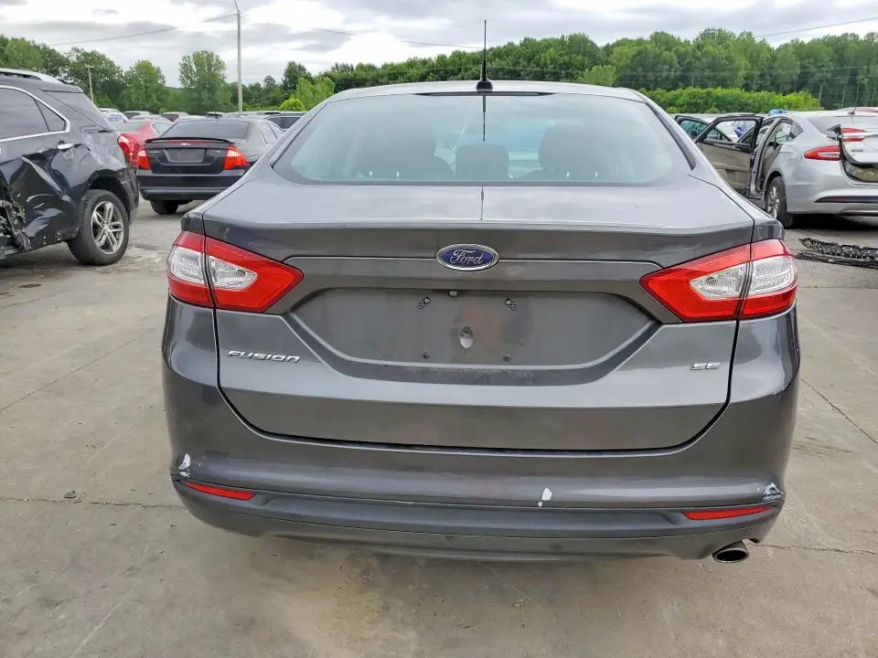 2016 FORD FUSION SE  