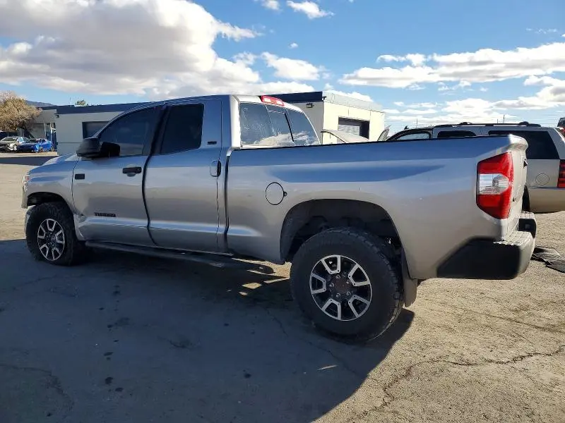 2015 TOYOTA TUNDRA SR5  