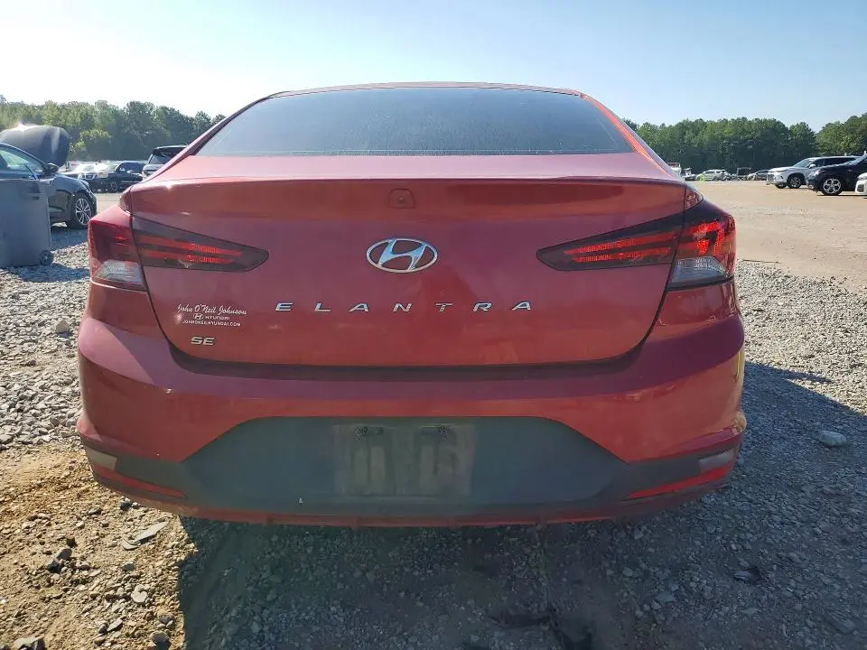 2020 HYUNDAI ELANTRA SE  