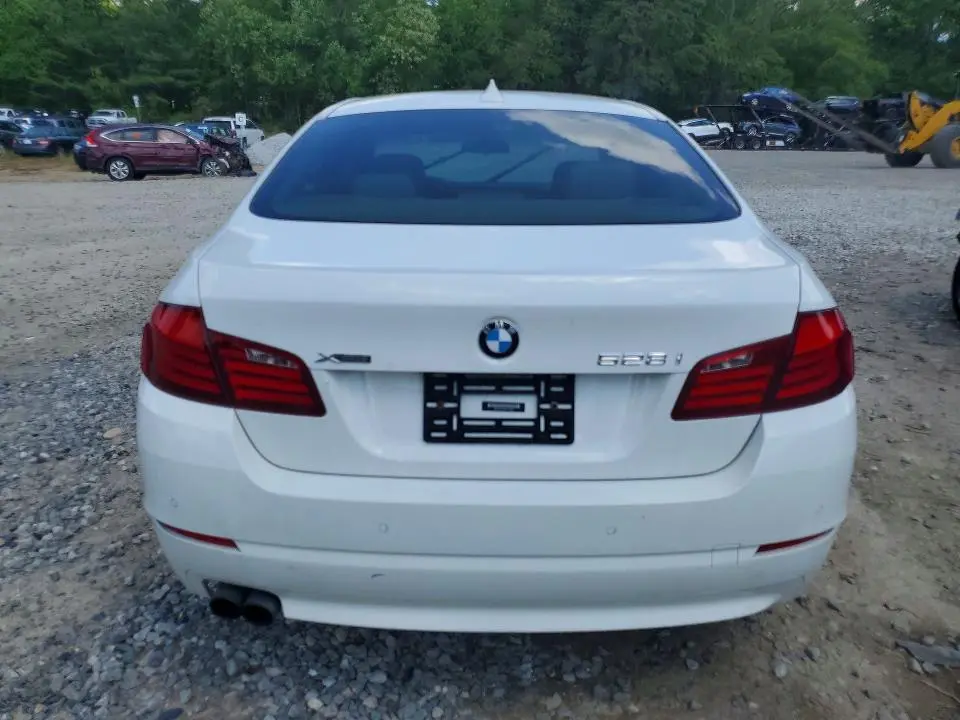 2013 BMW 528 XI  