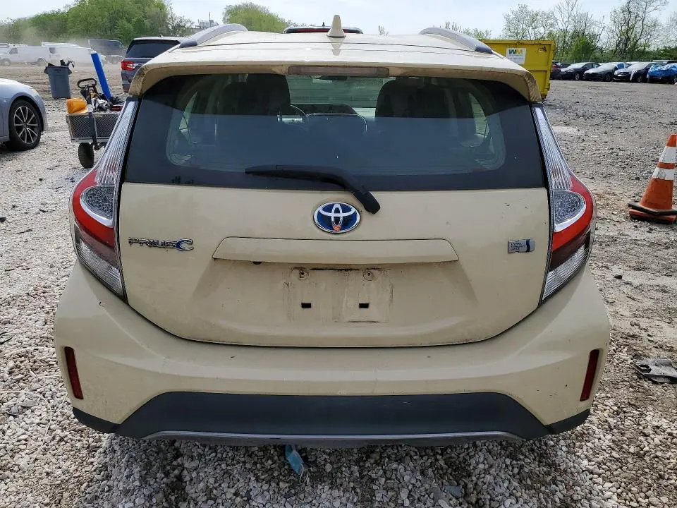 2018 TOYOTA PRIUS C TWO  