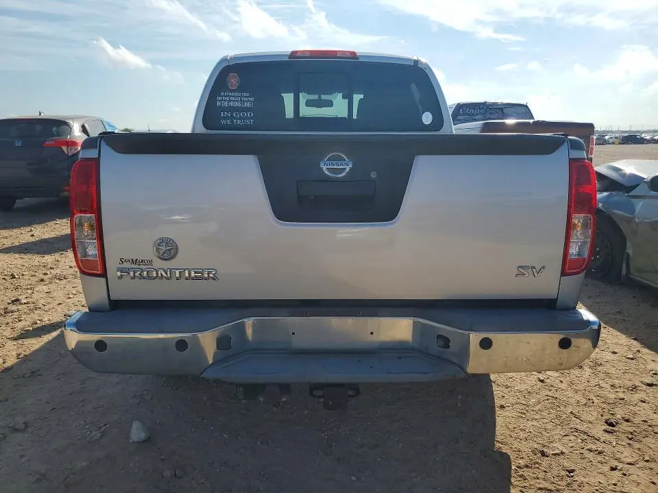 2015 NISSAN FRONTIER S  