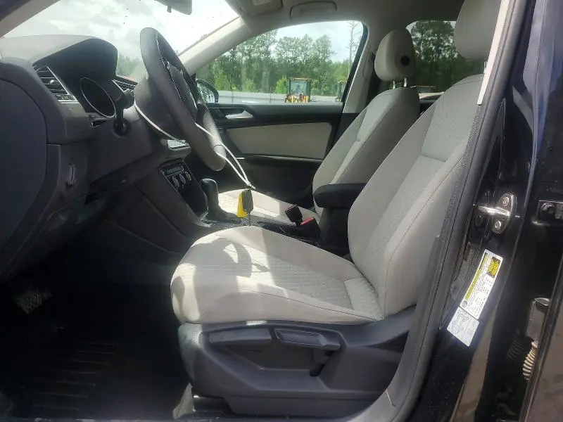 2018 VOLKSWAGEN TIGUAN S  