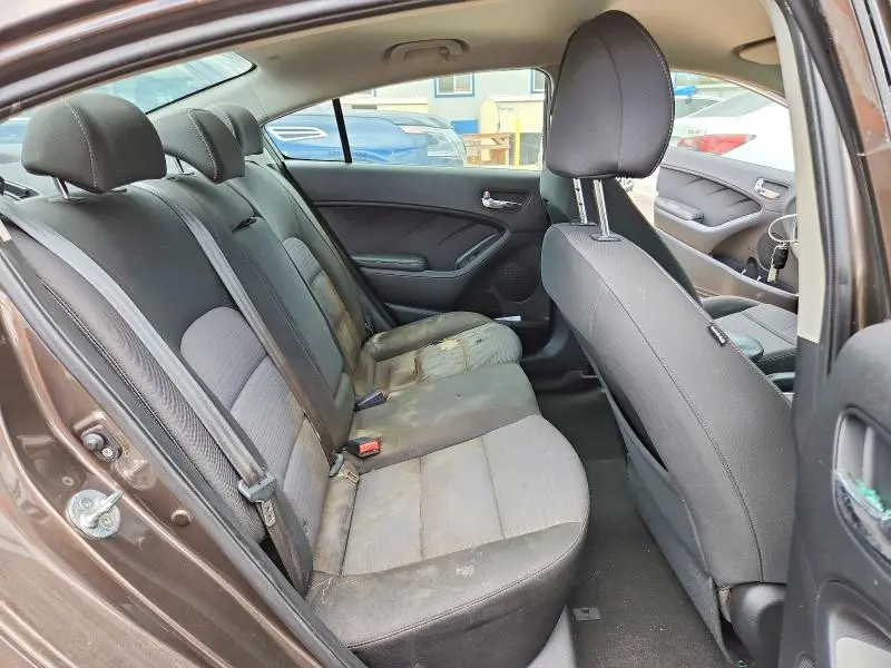 2015 KIA FORTE LX  