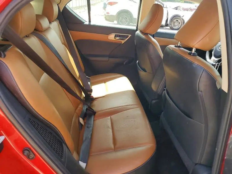2015 LEXUS CT 200  