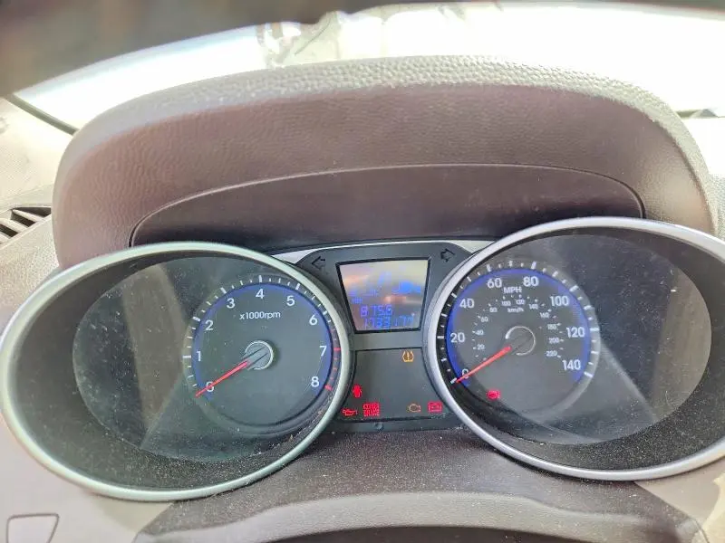 2014 HYUNDAI TUCSON SE  