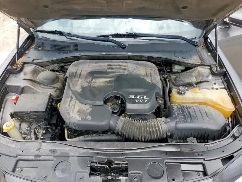 2013 CHRYSLER 300   