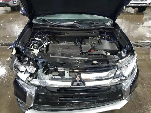 2016 MITSUBISHI OUTLANDER SE  