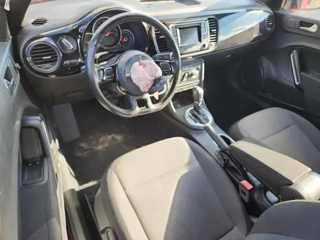 2018 VOLKSWAGEN BEETLE S  